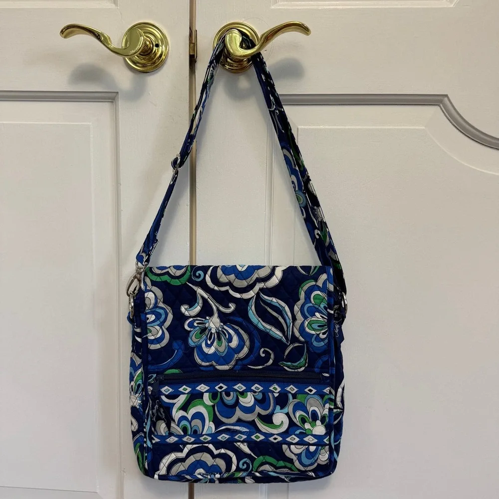 Vera Bradley Turnlock‎ Crossbody Bag Blue Rhapsody Quilted
